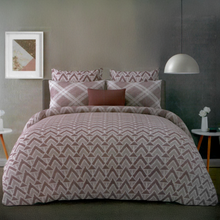 Load image into Gallery viewer, Regal Majesty Reversible King Bed Cover Set | Casa Kriti