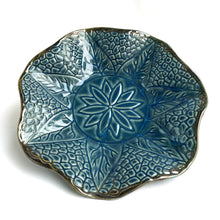 Load image into Gallery viewer, Blue Embossing Round Serving Platter | Casa Kriti
