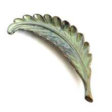 Load image into Gallery viewer, Green Curved Leaf Ceramic Serving Platter By Casa Kriti