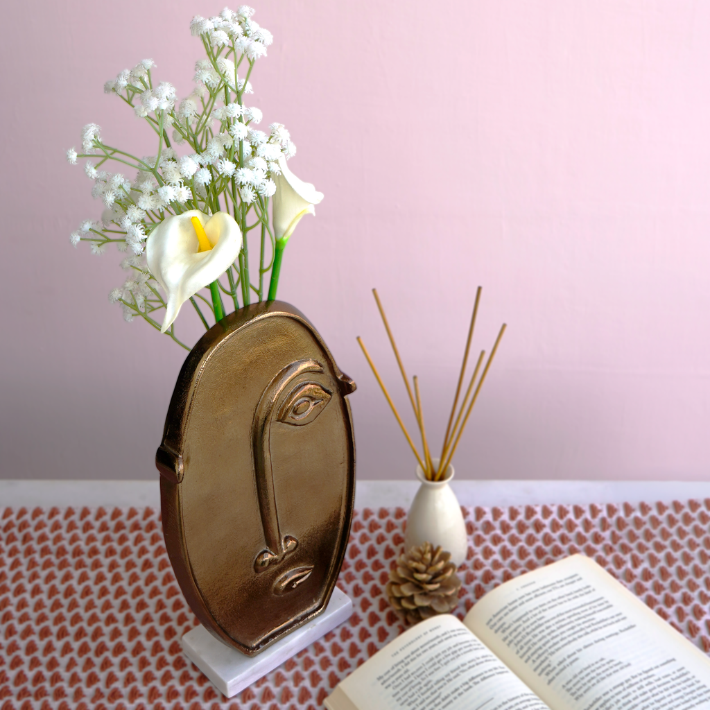 Minimalist Copper Face Figurine with Marble Base | Casa Kriti