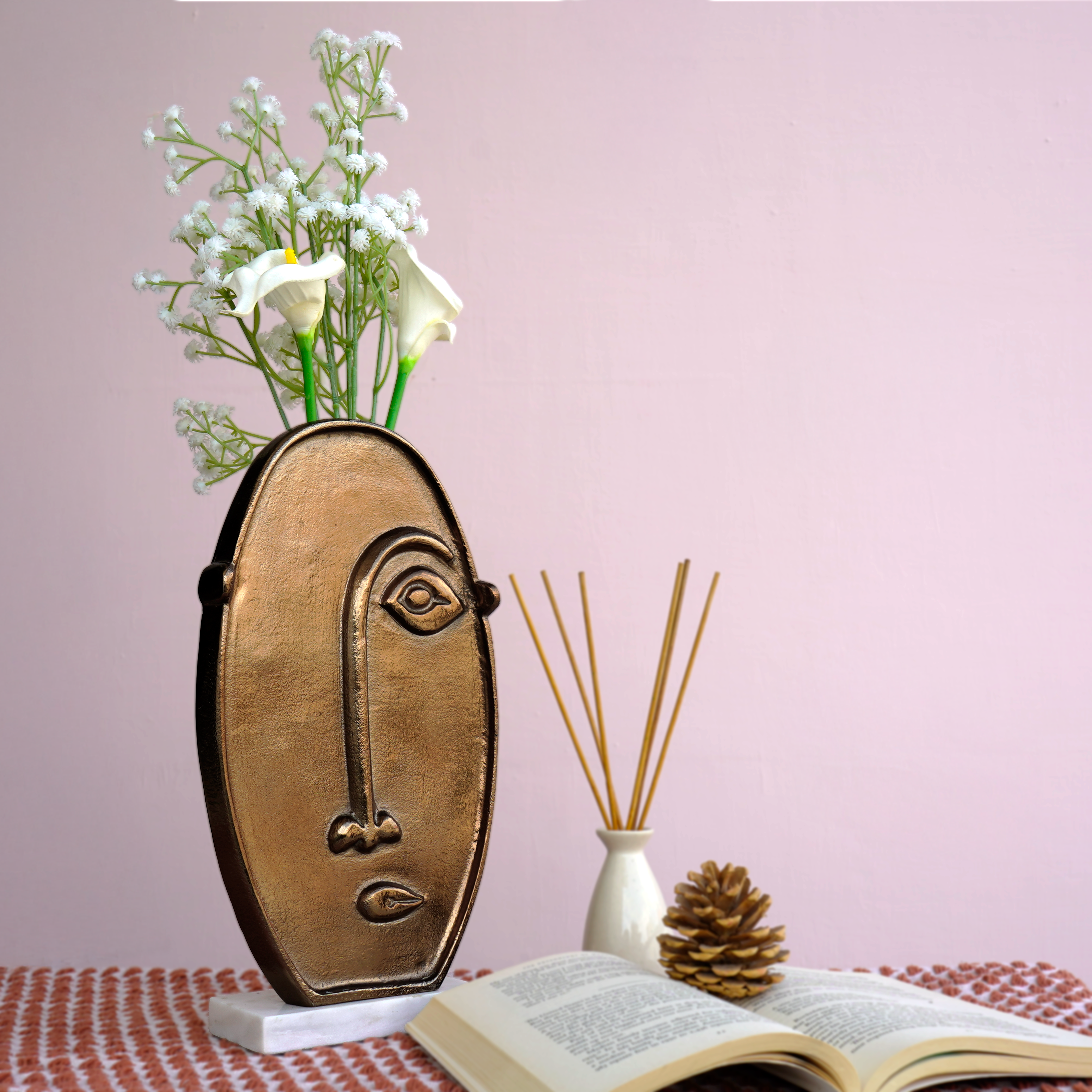 Minimalist Copper Face Figurine with Marble Base | Casa Kriti